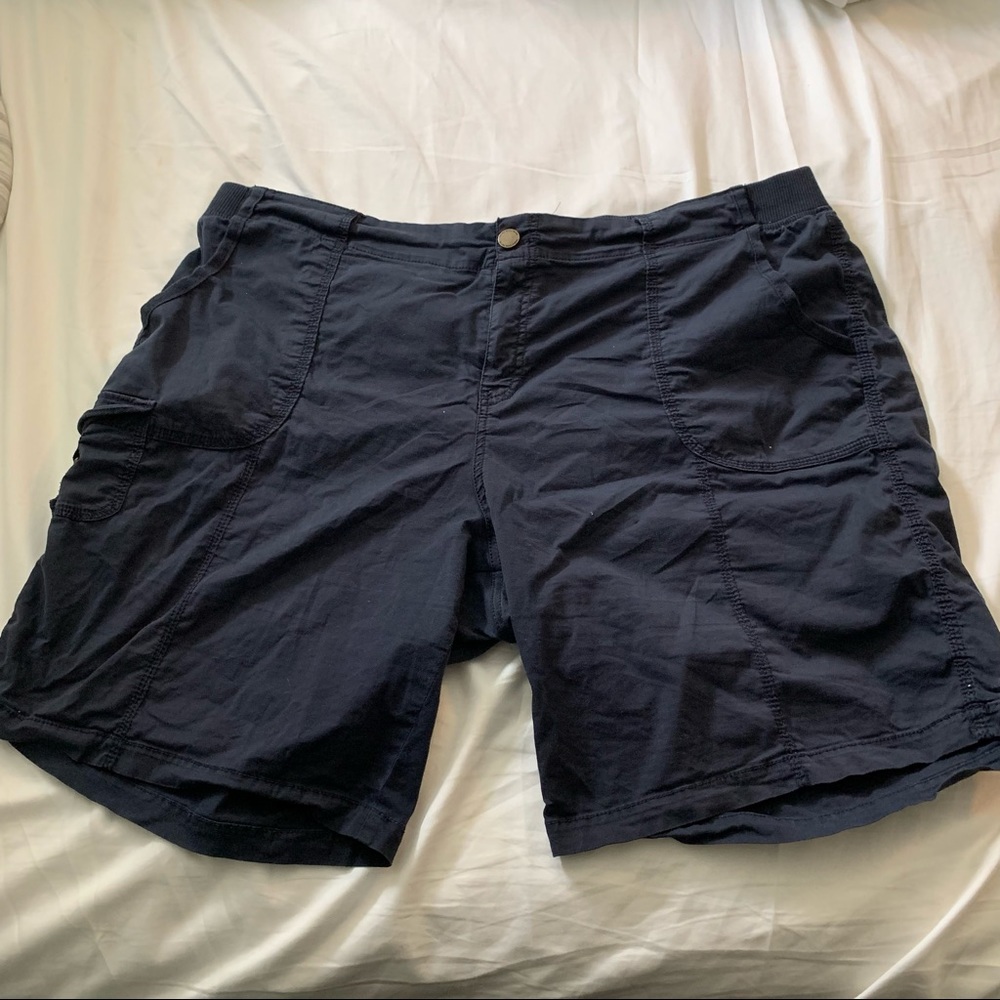 Sonoma Blue Bermuda Shorts Size 20